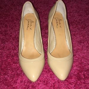 Badgley Mischka Mark & James Patent Nude Pumps